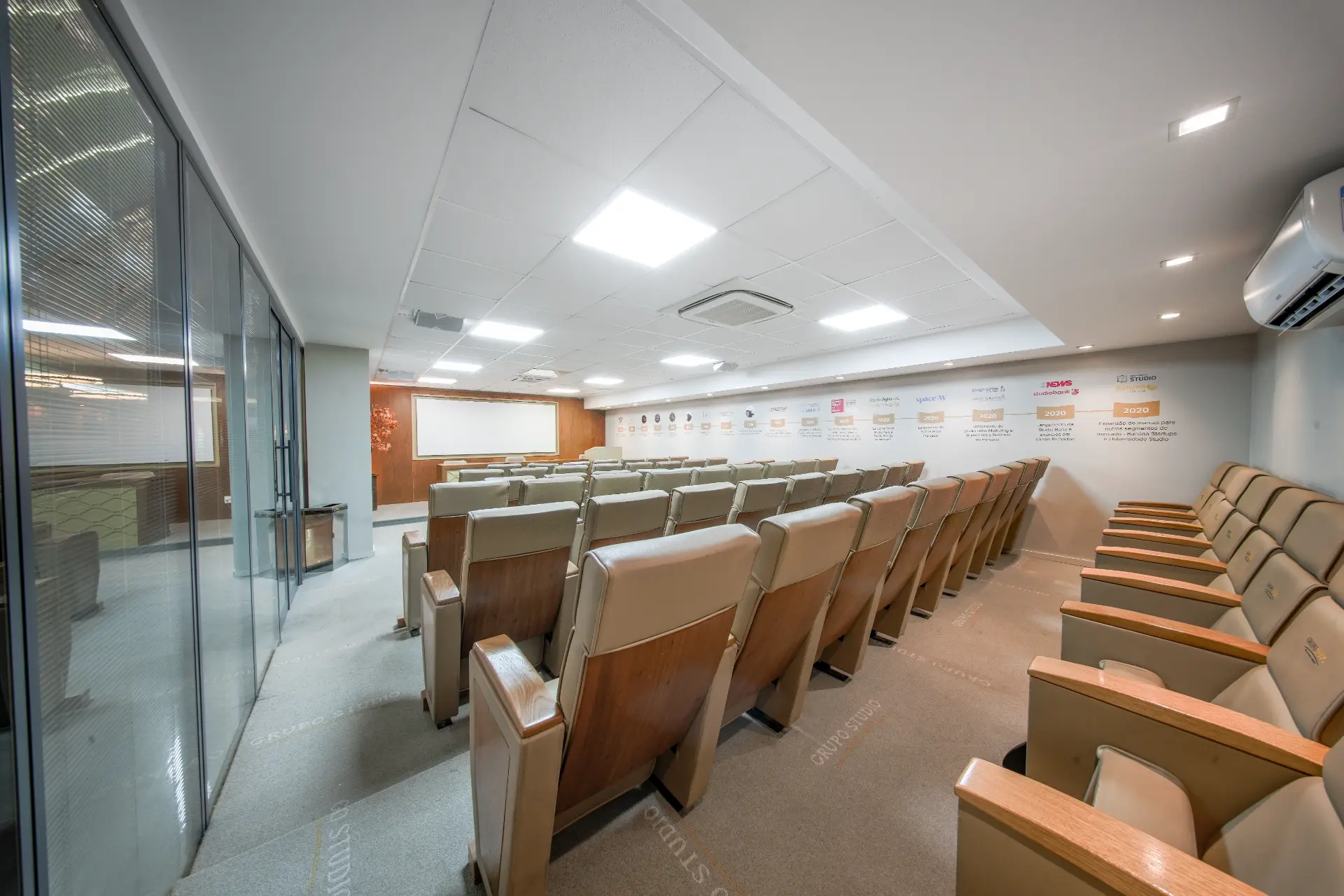Auditório da sede do Grupo Studio em Porto Alegre